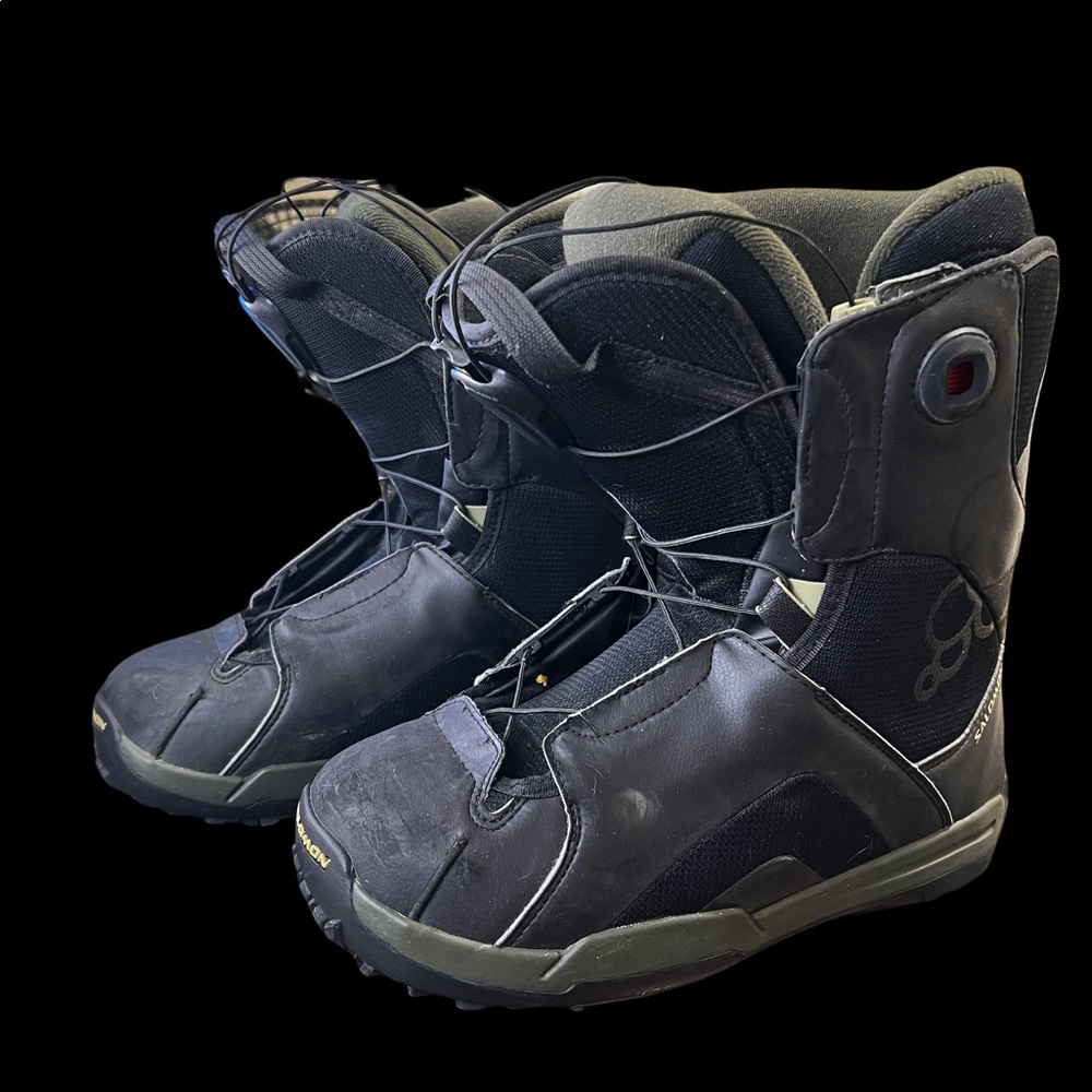 Salomon Mens snowboard boots size 8.5